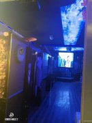 C4856昌吉市五彩新城临街糖潮音乐餐吧转让或承包