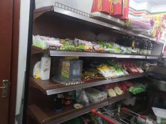 C4943超市转让 昌吉市健康西路大型小区门口