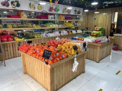 C4945龙海新和居北门水果店转让