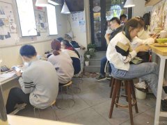 C4955友好佳雨中城小吃店转让