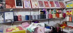 C4982新市区迎宾路莱茵庄园商业街针织服装店转 可空转适合