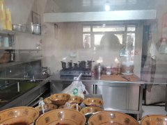 C5419店面转让 位于昌吉市青年南路亿家超市旁