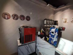 C6246天山区新泉街正泰诚盛花园大门口进出口营业中甜尼饮品