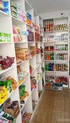 C6469昌吉市延安南路金水小区门口营业中商店转