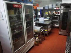 C6665店面转让 位于昌吉市北京北路银杏广场附近