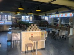 C6994绿洲路州四中对面火爆餐厅转让