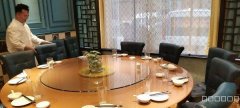 C7039人民路20中学附近大型餐饮转让