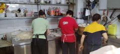 C7587头区东宝海鸿食品城年入30万餐厅转让