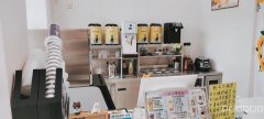 C7886米东区县医院旁品牌饮品店转让