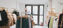 C7899莱茵庄园步行街内服装店转让