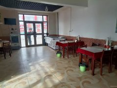 C8257位于奇台县老奇台镇临街170平店面转让