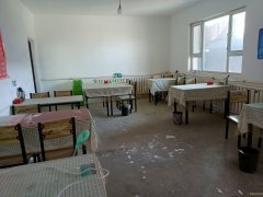 C8298位于昌吉市开发区附近独家150平餐饮店转让