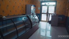 C8322乌拉泊小学对面300平餐厅转让