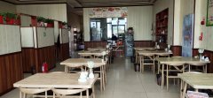 C8400位于昌吉五彩东经济开发区铁路桥服务区140平清餐厅