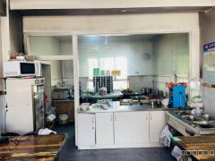 C8453昌吉绿洲路绿洲华庭门面早餐店转让