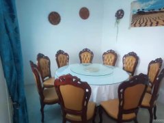 C8454位于昌吉市玉堂村4片区沿街餐饮旺铺转让