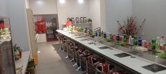 C8484自助旋转火锅店转让
