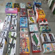 房租到期近200款大纸盒玩具清仓处理