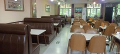 C8496火爆抓饭店转让 昌吉健康西路公元2099小区