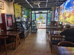 C8552位于新市区宝能城沿街147平餐饮旺铺转让