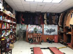 C8627（城南）昌吉市建国西路国民村镇银行旁汽车美容装潢店