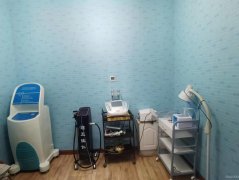 C8649位于昌吉市长宁南路富友国际东门临街130平店面转让