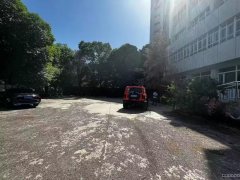 C8655昌吉市双主干道交汇处整栋楼出租