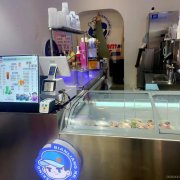 （成功案例）C8728延安北路营业中40平奶茶店转让