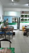 C8903位于昌吉市南公园西路上海花园临街70平餐饮店转让