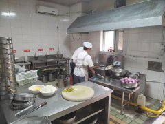 C9040阜康中医院附近城北市场对面85平早餐店转让