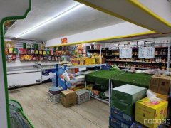 C9104本店位于新天润国际社区橙润小区沿街店铺