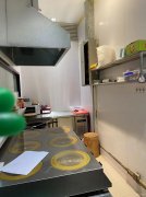 C9228位于昌吉市建国西路友好商场负一楼快餐店转让