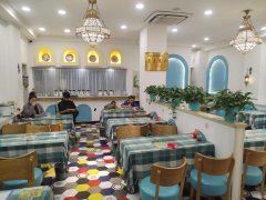 C9245迎宾路地窖堡乡政府对面165平餐厅转让