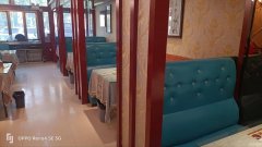 C9415位于呼图壁县乌伊路世纪家园北门临街店面转让