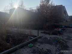 C9586位于五家渠客运站对面祥园市场旁商业用地急售