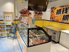 C9596位于昌吉市健康西路临街营业中功夫王加盟店转让
