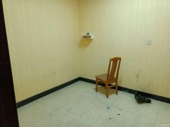 C9707位于昌吉市南五工路世纪花园附近临街店面出租