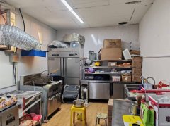 C9827碟王园内40平外卖店转让