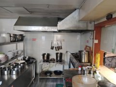 C9855位于昌吉市海棠小镇二期小区门口临街营业中加盟品牌餐