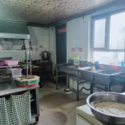 （成功案例）C10313位于阜康五工梁高速路口附近餐厅转让