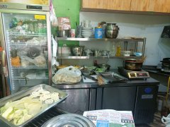 C10413位于昌吉市延安南路州二中附近临街串串店转让