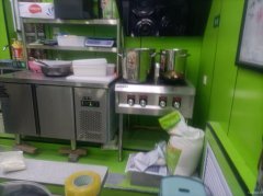 C10668位于昌吉市延安南路州二中附近临街店面转让