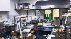 C10679昌吉市州一中旁临街炸鸡汉堡店营业中转让