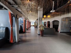 C10793鲤鱼山路红旗大队400平音乐餐吧转让