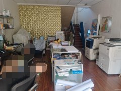 C10869位于昌吉市乌伊西路牛马市场南门广告综合设计制造公