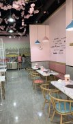 C10923位于昌吉枫叶广场营业中韩式自助火锅店转让