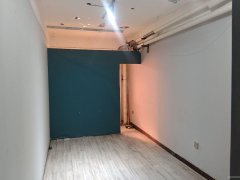 C11052位于昌吉市天山北路三小对面优质门面出租