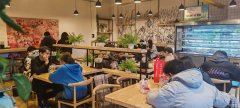 C11144位于昌吉市友好商场负一楼快餐店低价急转