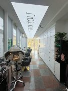 C11306友好南路西八家户路美发店转让