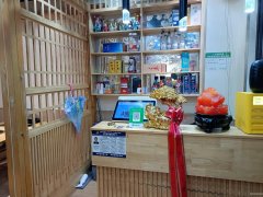 C11433位于五家渠水岸香居小区门口临街餐饮店转让